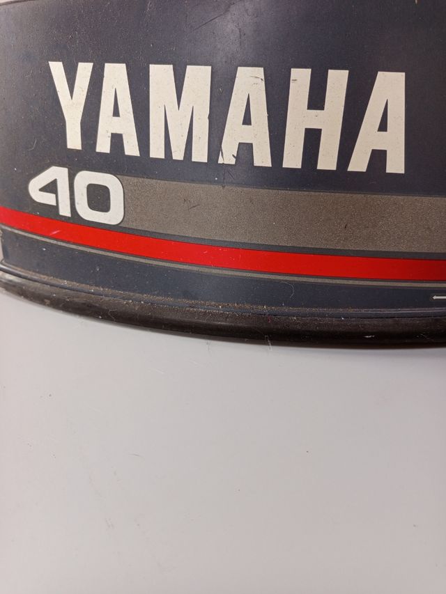 Se vende tapa de Yamaha 40 CV