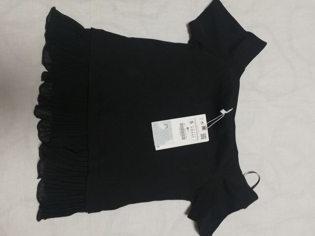 Tops Zara