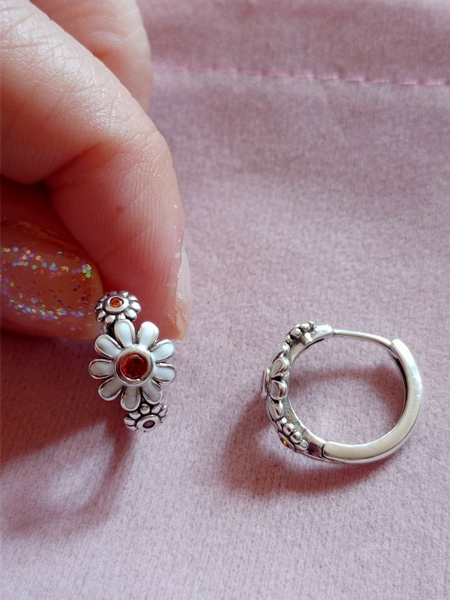 Pendientes aro margaritas plata