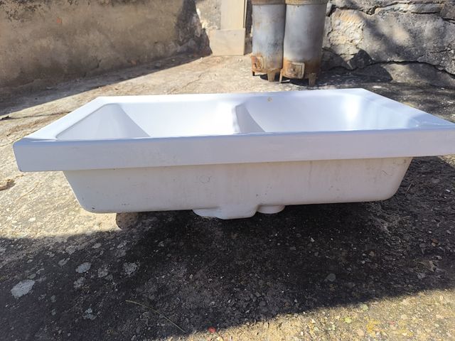 PILA ANTIGUA DE DOBLE SENO