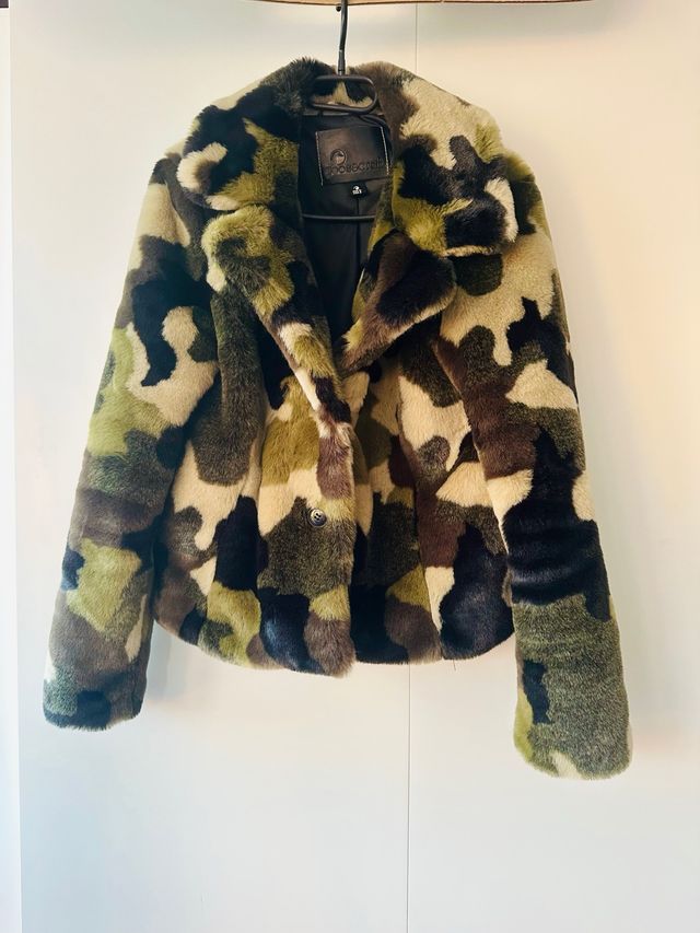 Abrigo corto pelo sintetico tm