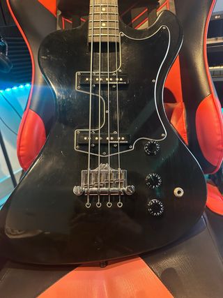 Gibson Krist Novoselic Signature RD Bajo Eléctrico