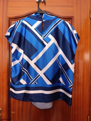 Blusa a estrenar ZARA Mujer Talla XL