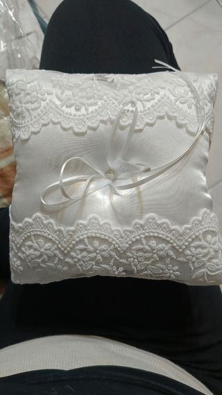 Cuscino nuziale per fedi