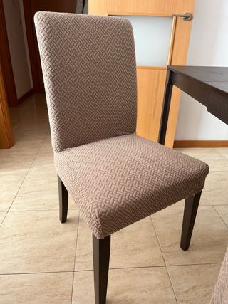 Conjunto mesa comedor extensible y 4 sillas