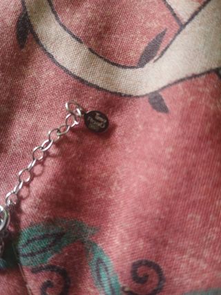 Cadena de plata.