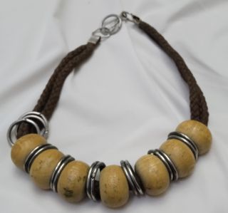 Collar de Cuentas Vintage en Madera Natural 