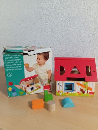 Granja con figuras encajables