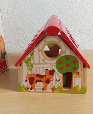 Granja con figuras encajables