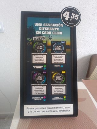 Lucky Strike cartelería metalica
