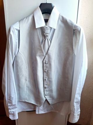 Traje completo boda hombre como nuevo