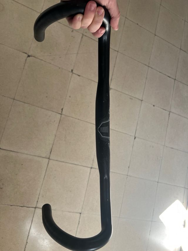 Manillar compact carbono