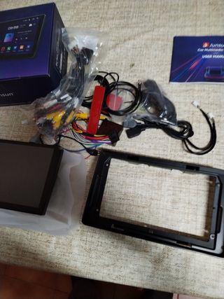 Se vende pantalla android dacia duster