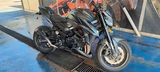 Suzuki gsx s750