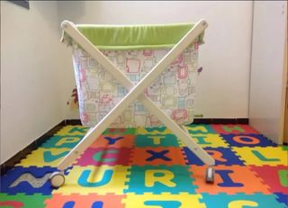 Moisès. Minicuna. Bressol