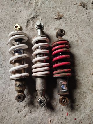 amortiguadores traseros de moto