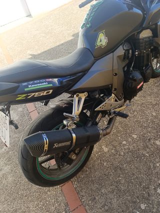 Kawasaki z750s
