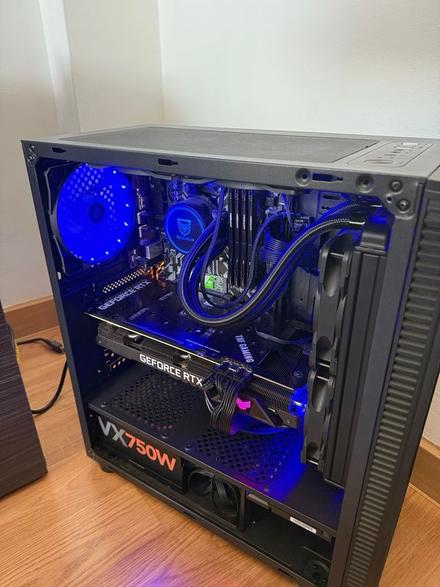 Pc Gaming Ryzen 5 3600X  32GB Ram RTX 3070