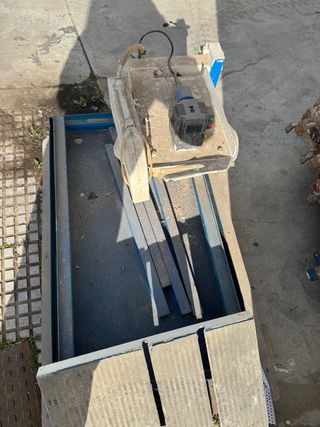 Mesa de corte por agua