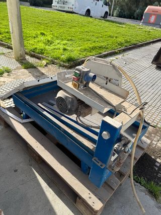 Mesa de corte por agua