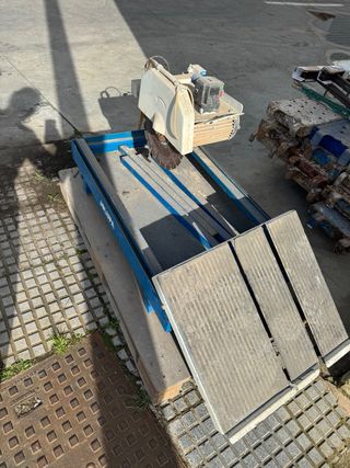 Mesa de corte por agua