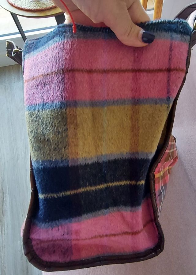 Bolso de hombro. Marca quintana compleme