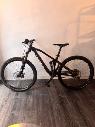 Bicicleta descenso canyon nerve al 