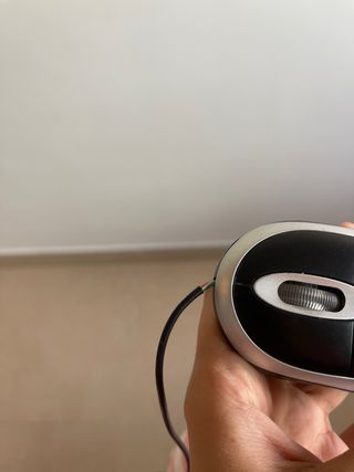 Ratón con cable