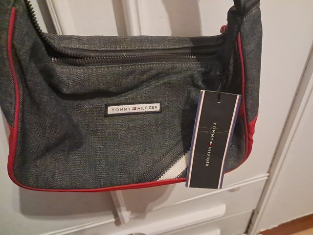 Bolso de hombro Tommy Hilfiguer