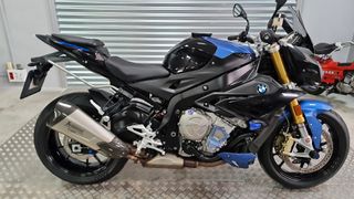BMW S1000R
