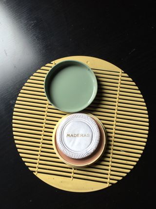 Polvo crema arabesco