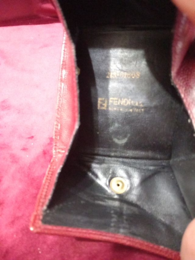 Portamonete marca Fendi in pelle vintage