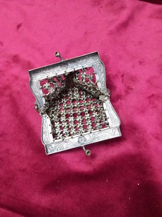 Portamonete in metallo donna anni 20