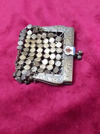 Portamonete in metallo donna anni 20