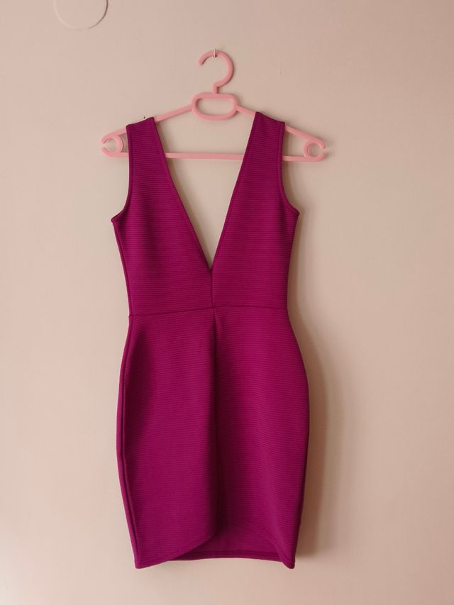 Vestido ajustado morado