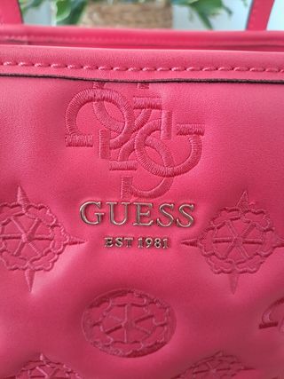 Bolso guess rosado grande