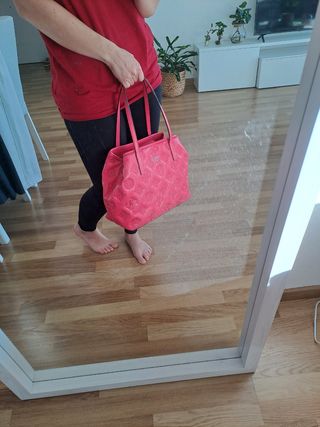 Bolso guess rosado grande
