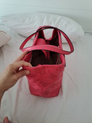 Bolso guess rosado grande