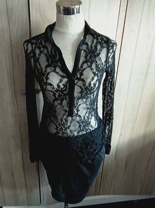 Camisa de Encaje .Talla S. zars