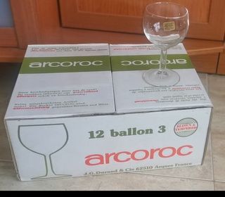 Sin uso 12 copas vino Arcoroc Arqués