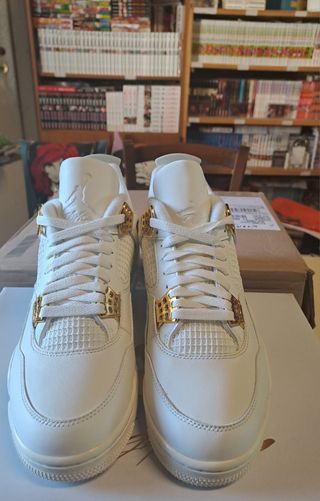 Jordan 4 Metallic And Gold 43