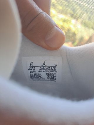 Jordan 4 Metallic And Gold 43