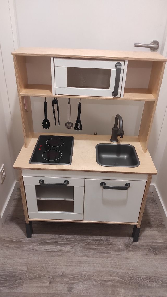 Cocinita IKEA DUKTIG