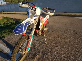Moto enduro