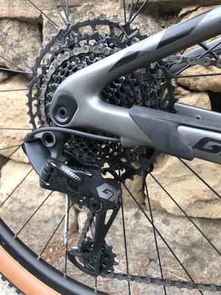 Bici carbono doble suspencion 