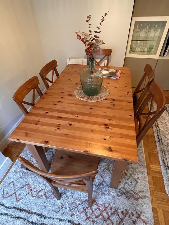 Mesa de comedor extensible + 6 sillas