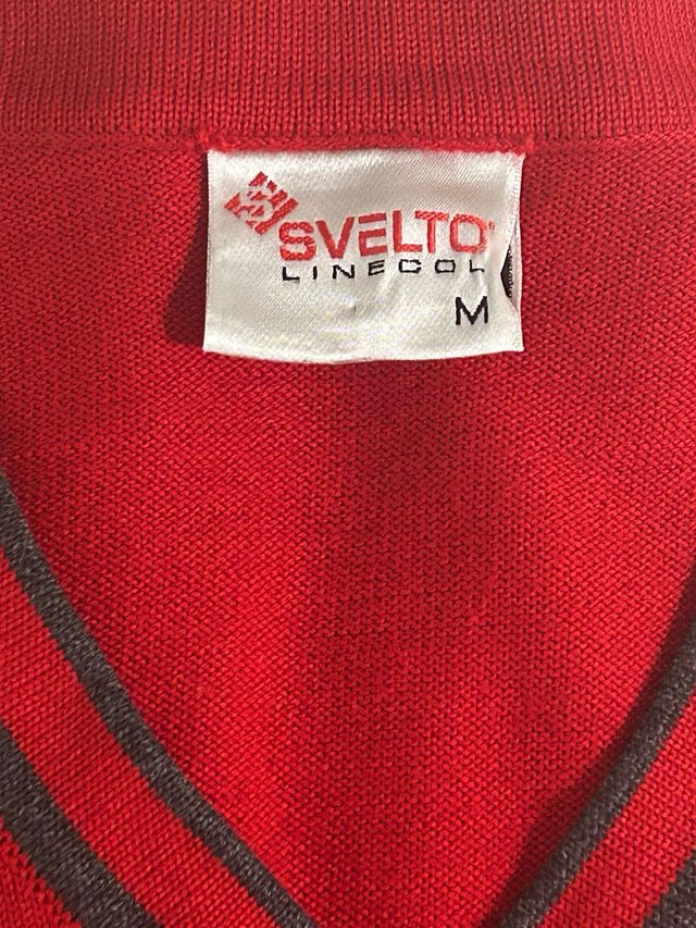 Jersey Colegio Logos Talla M