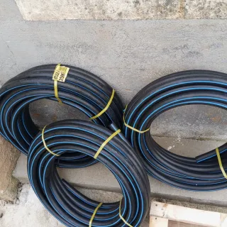 Tubería polietileno 32mmX 4.4. 25 metros