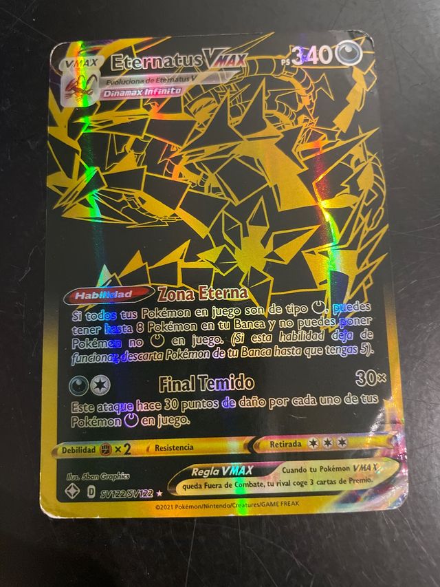 Carta pokemón Eternarus VMAX coleción 2021 Dorada