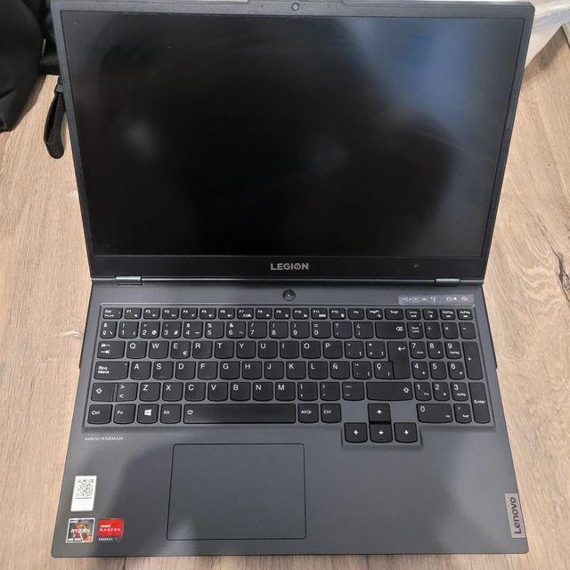 Lenovo Legion 5 - Portátil Gaming 15.6" FH - 120HZ